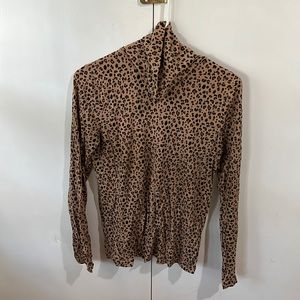 J. Crew tissue turtleneck in leopard print, size medium